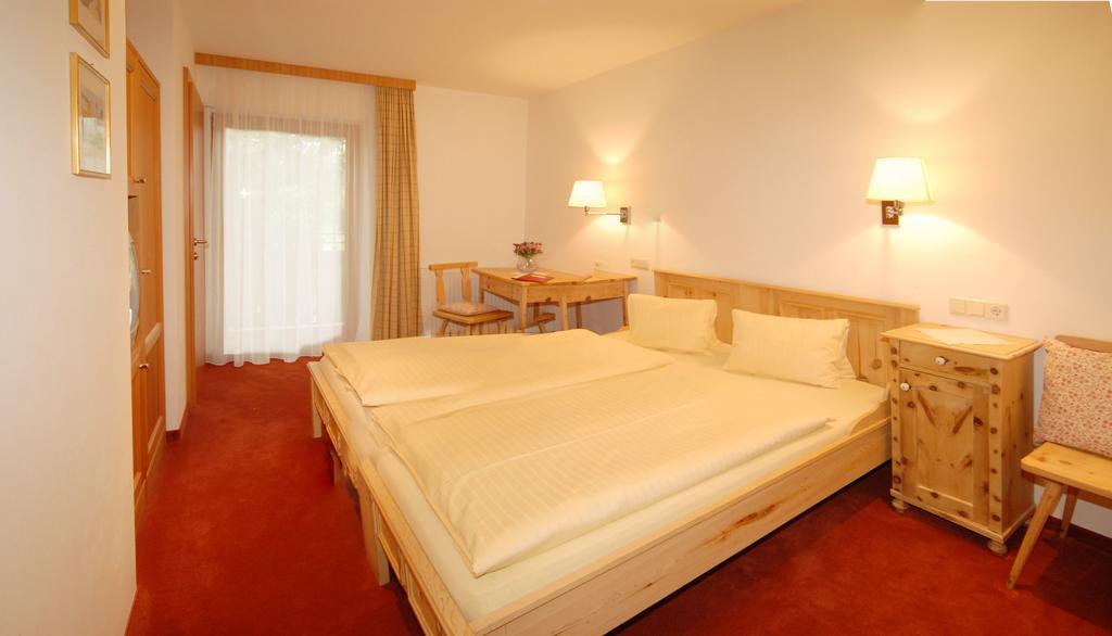 Landhotel Kielhuberhof Ramsau am Dachstein Exterior photo