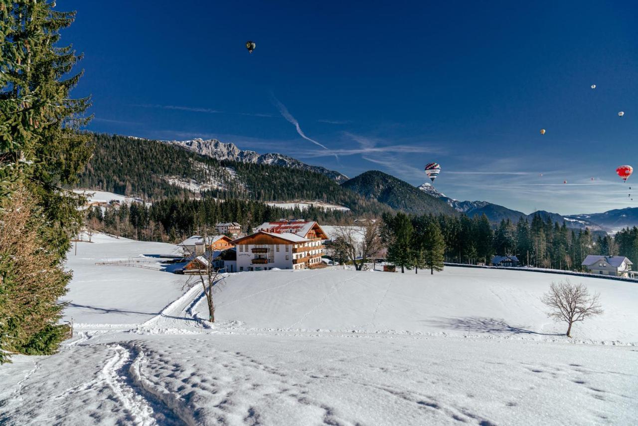 Landhotel Kielhuberhof Ramsau am Dachstein Exterior photo